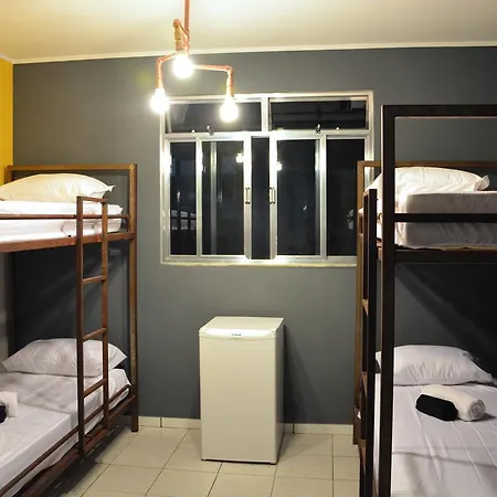 Ghetto Rocinha Hostel-3